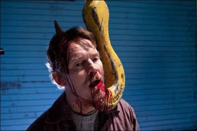 Film  plusieurs volets : les personnages vitent la mort qui les poursuit sans cesse ?