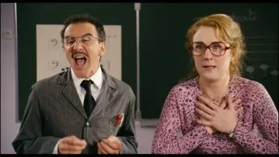 Dans quel film, Elie Semoun joue-t-il le rle d'un professeur qui a affaire  un lve assez tricheur ?