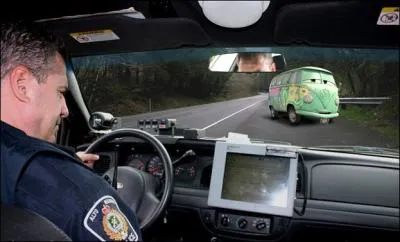 D'autres se sont moins bien habitus. Ici il faut des papiers pour circuler. D'o sort-il ?