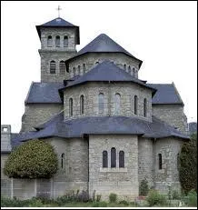 Quel nom donne-t-on aux habitants de Plounvez-Modec ?