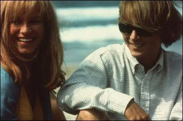 Qui joue le rle de Barbara Buckley ?