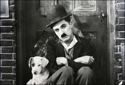 Quel est le premier film qu'il tourne avec son million ?