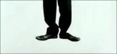 A qui ces chaussures vous font-elles penser ?