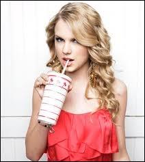 Taylor est née le 13 novembre 1989.
