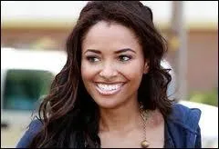 Quelle personne retrouve Bonnie de sa famille ?