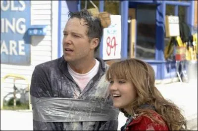 Qui a jou avec elle dans  SOS Daddy (Dadnapped)  ?