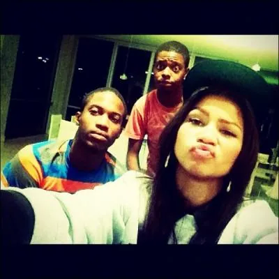 Dans quel clip d'une autre star trs connue Zendaya a-t-elle fait une apparition ? 