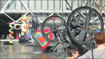 Qui a sculpt ces fontaines ?