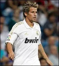 Comment s'appelle-t-il ?