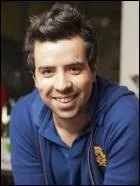 Il est en cuisine, qui est-ce ?