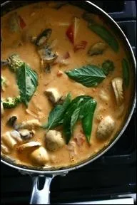 C'est aussi en ces saisons froides que l'on peut dguster des soupes  la couleur aussi chaude que leur saveur, dans tous les tons d'orangs,  partir...