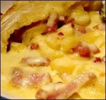 Quelle est la diffrence entre la tartiflette et la pla, contenant toutes deux des pommes de terre ?