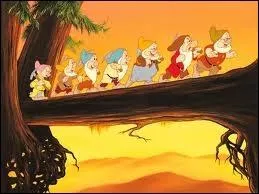  Blanche-Neige et les sept nains  est le premier long-mtrage d'animation des studios Disney.