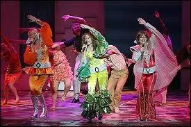 Cette comdie musicale est ...