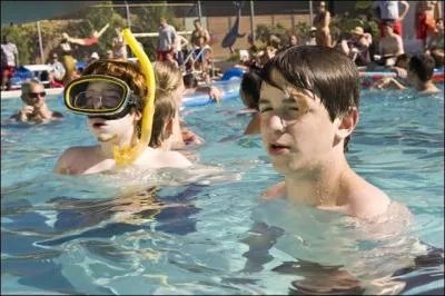 Greg part en vacances et raconte ses malheurs dans un journal intime.