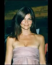 En quelle anne Helena Christensen a-t-elle particip au clip de Chris Isaak  Wicked Game  ?