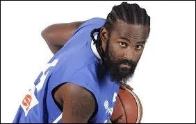 Dans quel club joue-t-il ?