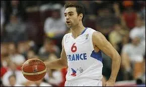 Quel est son nom de famille ?