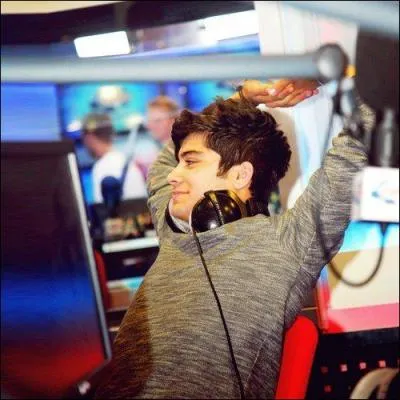 Quelle bromance partage-t-il avec Liam ?