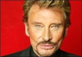 Comment se nomme ce chanteur ?