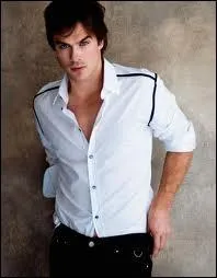 Elle aime les deux .