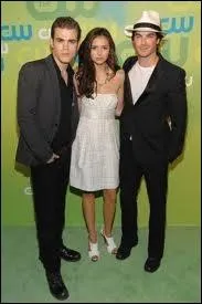 Comment s'appellent les deux autres acteurs qui jouent  ses cots ?