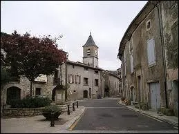 Quel nom donne-t-on  la population de La Vacquerie-et-Saint-Martin-de-Castries ?