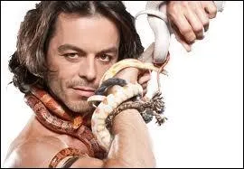 Lui joue dans la comdie musicale : Adam et Eve. Comment se nomme-t-il ?