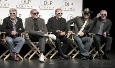 Parmi ces cinq réalisateurs, de gauche à droite sur la photo, qui a écrit et réalisé ce planet opéra ?