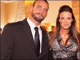 CM Punk est sorti avec Lita ...