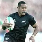 Sitiveni Sivivatu volue au poste d'ailier au sein de l'effectif de l'ASM Clermont Auvergne. De quelle origine est-il ?