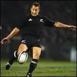 Carlos Spencer est un ouvreur de talent capable de raliser des gestes de grande classe. De quelle origine est-il ?