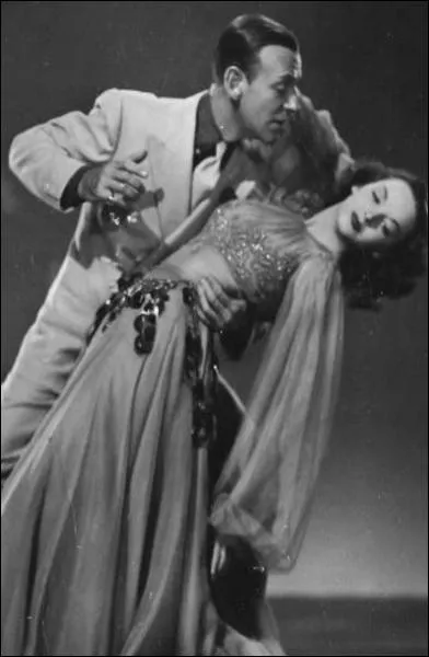 Chez Vincente Minnelli, Lucille Bremer danse avec Fred Astaire. Elle joue le rle de :