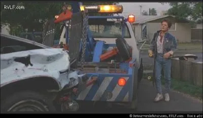 D'aprs Biff, la voiture du pre de Marty avait un angle mort, mais que lui rpond George McFly ?