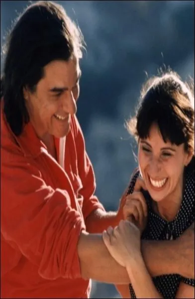 C'est un film de Robert Gudiguian qui raconte les amours de deux tres blesss par la vie dans les quartiers Nord de l'Estaque  Marseille.