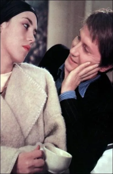 Isabelle Adjani et Jacques Dutronc tournent pour Jacques Rouffio en 1977 dans :