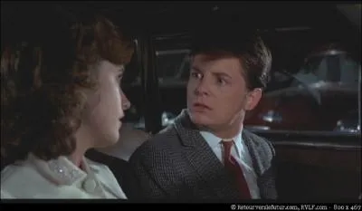 Marty accompagne Lorraine jusqu' la soire, ils se trouvent sur le parking du lyce et discutent dans la voiture. Marty, un peu outr, finit par rpliquer :