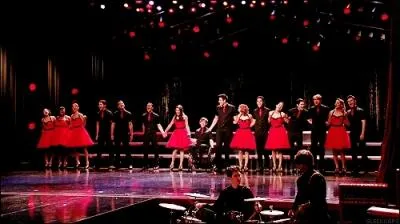 Quelle chanson est chante pour dcerner le prix de professeur de l'anne  Mr Shuester ?