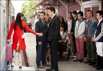 Sur quelle chanson Finn et Rachel se disent-ils au revoir ?