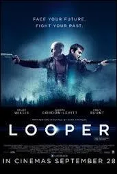 Qui donne la rplique  Bruce Willis dans  Looper  ?
