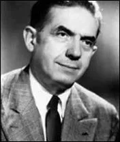 N le 8 octobre 1898, rsistant et homme politique, auteur de  Rue de la libert ,  Contre la guerre civile . Il a donn son noms  plusieurs tablissements scolaires