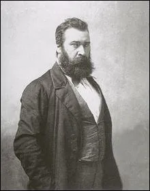 Peintre n le 4 octobre 1814, l'un des fondateurs de l'Ecole de Barbizon, connu pour  L'Anglus  et  Des glaneuses 