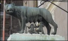  quel sicle correspond la fondation de Rome ?