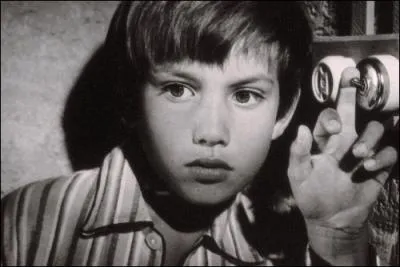 Mehdi El Glaoui qui interprte le rle de Sbastien n'est autre que :