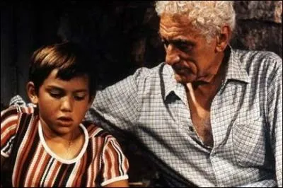 Sbastien est un orphelin recueilli par Csar ... . .