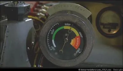  Il faut atteindre 88 mph avant que l'aiguille ne dpasse... . F !    Pourquoi ? Qu'arrive-t-il si l'on dpasse les... . F ?    La chaudire explose !   Quelle est cette temprature ?