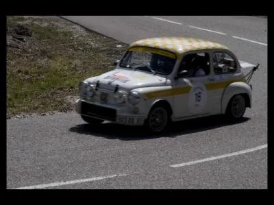 La photo te dit qu'il s'agit d'une Fiat :