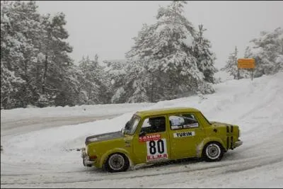 La photo te dit qu'il s'agit d'une Simca :