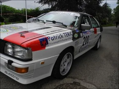 La photo te dit qu'il s'agit d'une Audi :