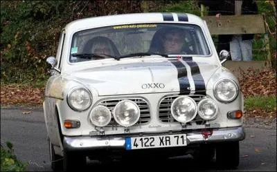 La photo te dit qu'il s'agit d'une Volvo :